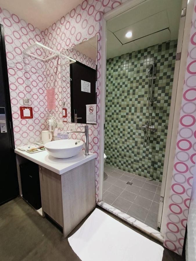 טאיפיי Taiwan Seven Days Boutique Hotel מראה חיצוני תמונה
