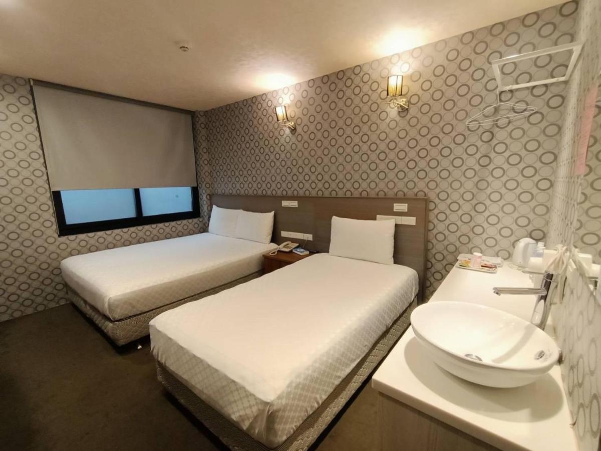 טאיפיי Taiwan Seven Days Boutique Hotel מראה חיצוני תמונה