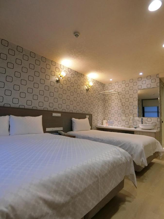 טאיפיי Taiwan Seven Days Boutique Hotel מראה חיצוני תמונה