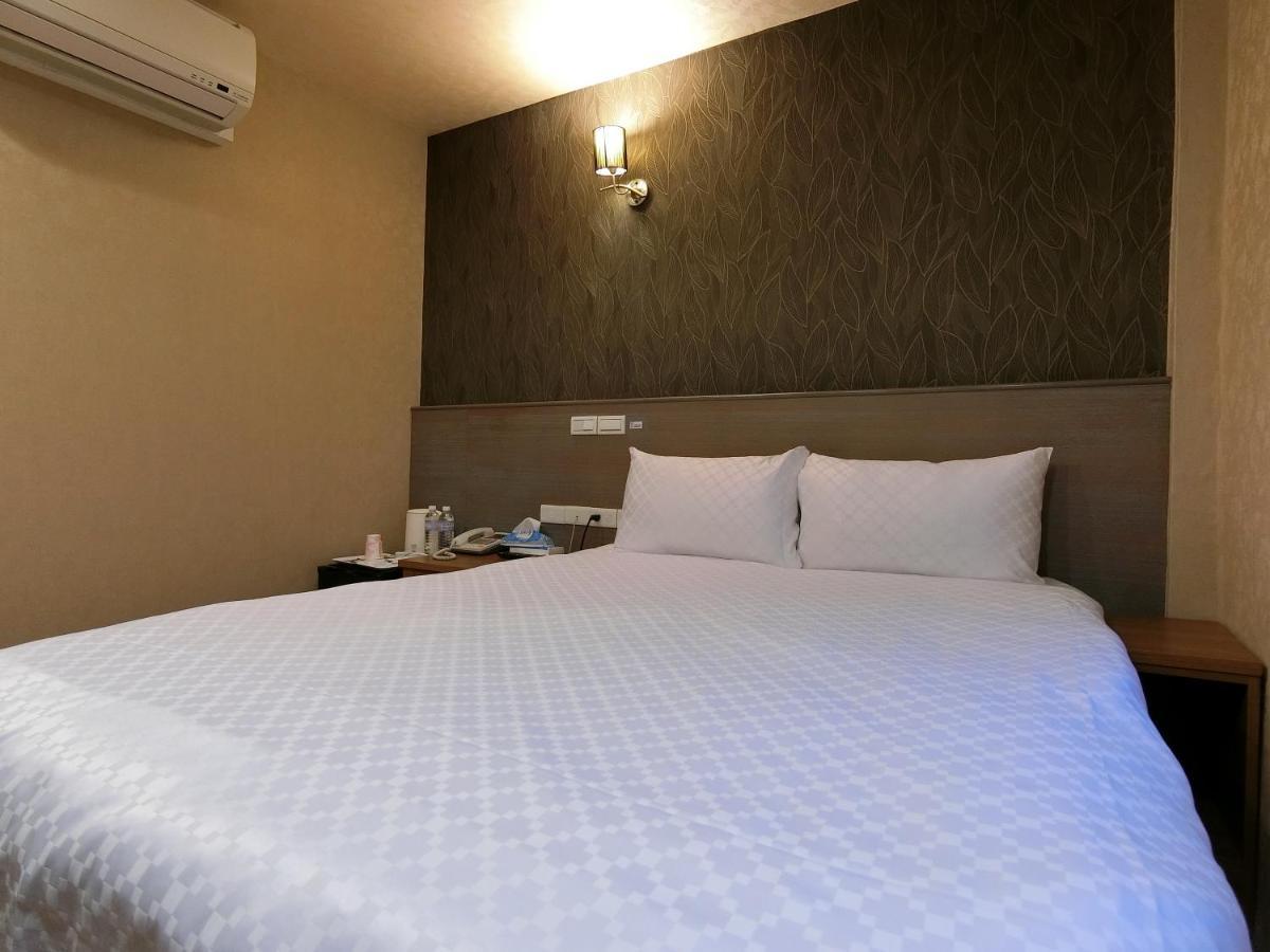 טאיפיי Taiwan Seven Days Boutique Hotel מראה חיצוני תמונה